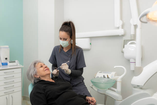 Best Cracked Tooth Emergency Dentist  in Brazoria, TX